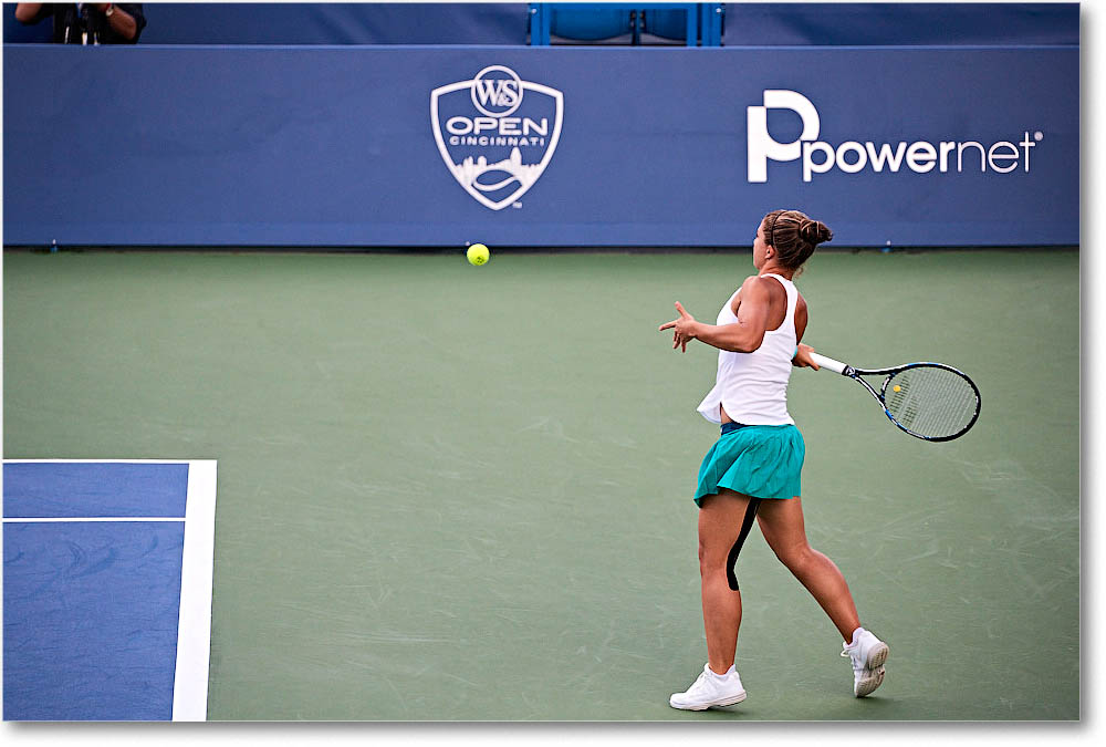 Errani_(l_Vandeweghe_R64)_Cincy2016_4DXA1460 copy