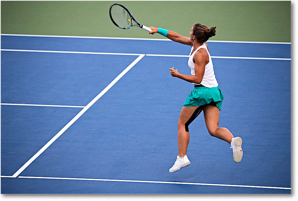 Errani_(l_Vandeweghe_R64)_Cincy2016_4DXA1516 copy