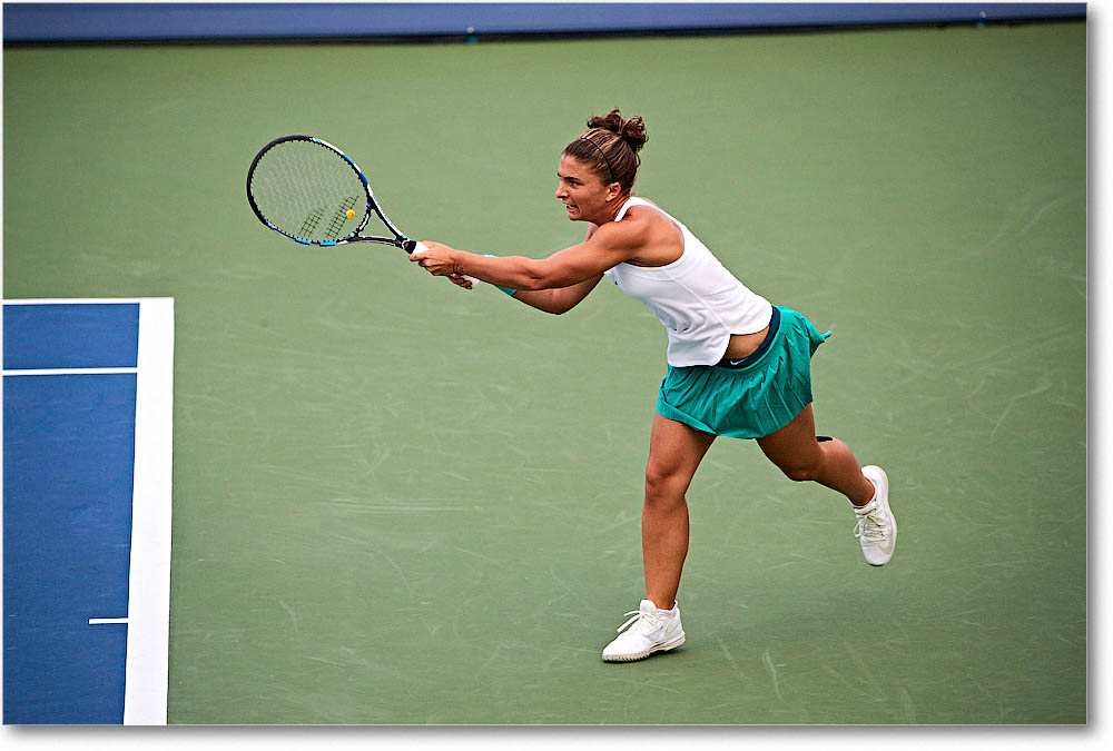 Errani_(l_Vandeweghe_R64)_Cincy2016_4DXA1642 copy