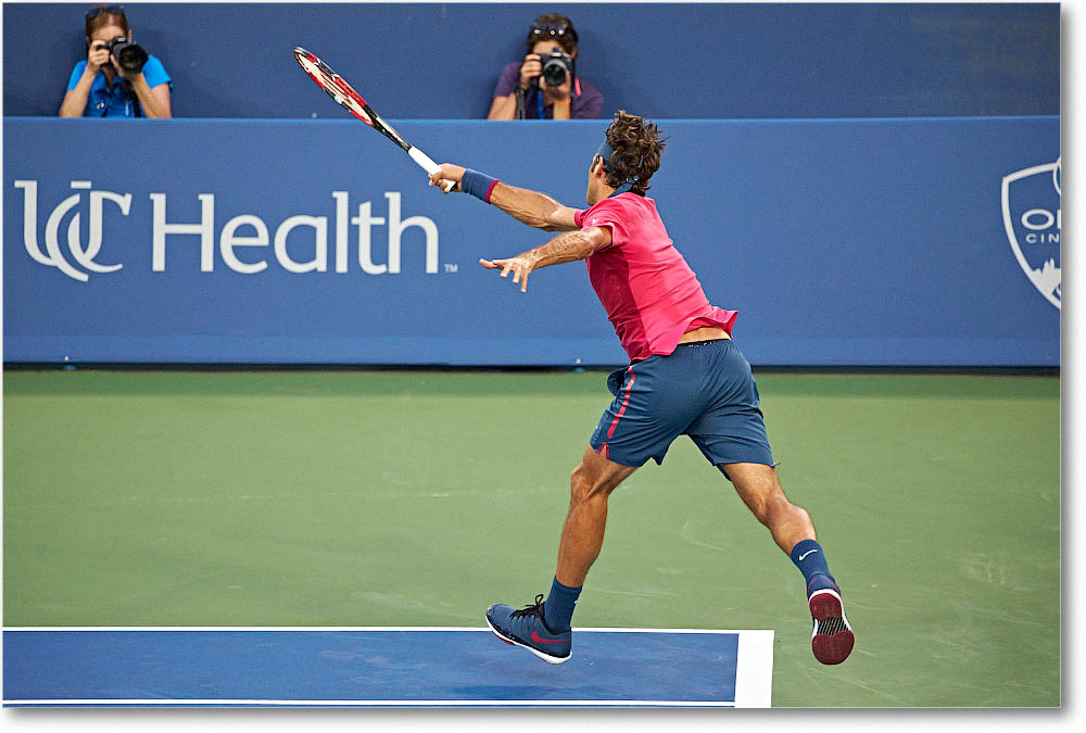 Federer_(d_BautistaAgut_R32)_Cincy2015_2DXA8975 copy