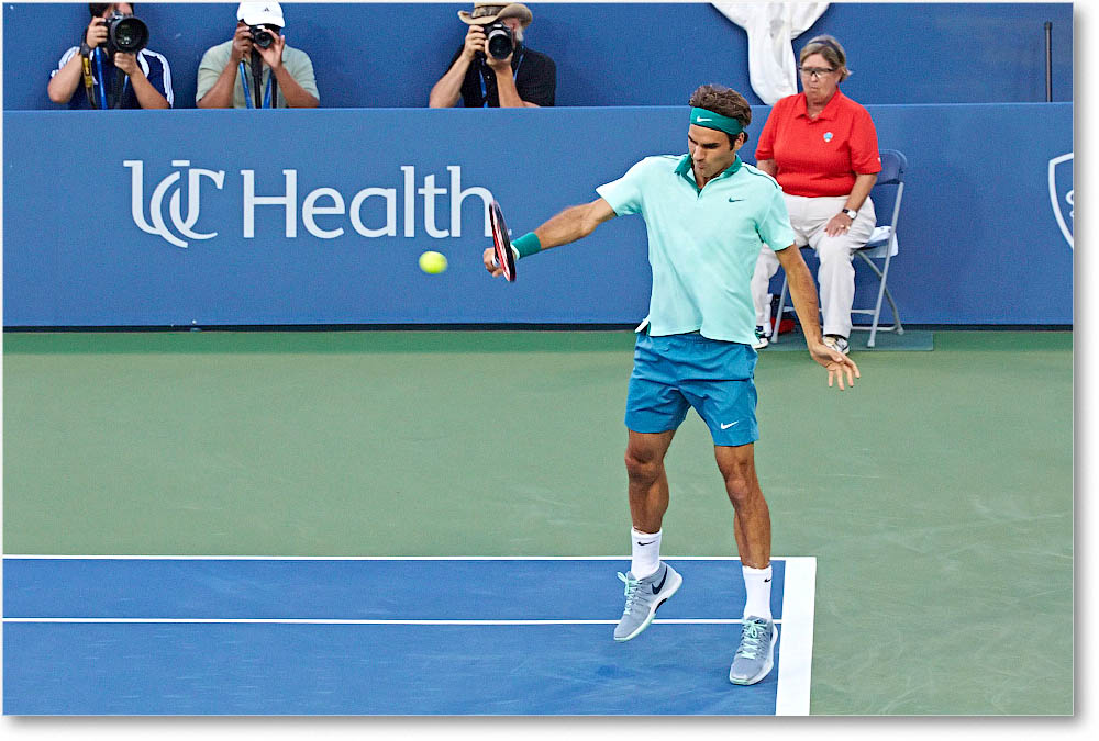 Federer_(d_Monfils_R16)_Cincy2014_2DXA4838 copy
