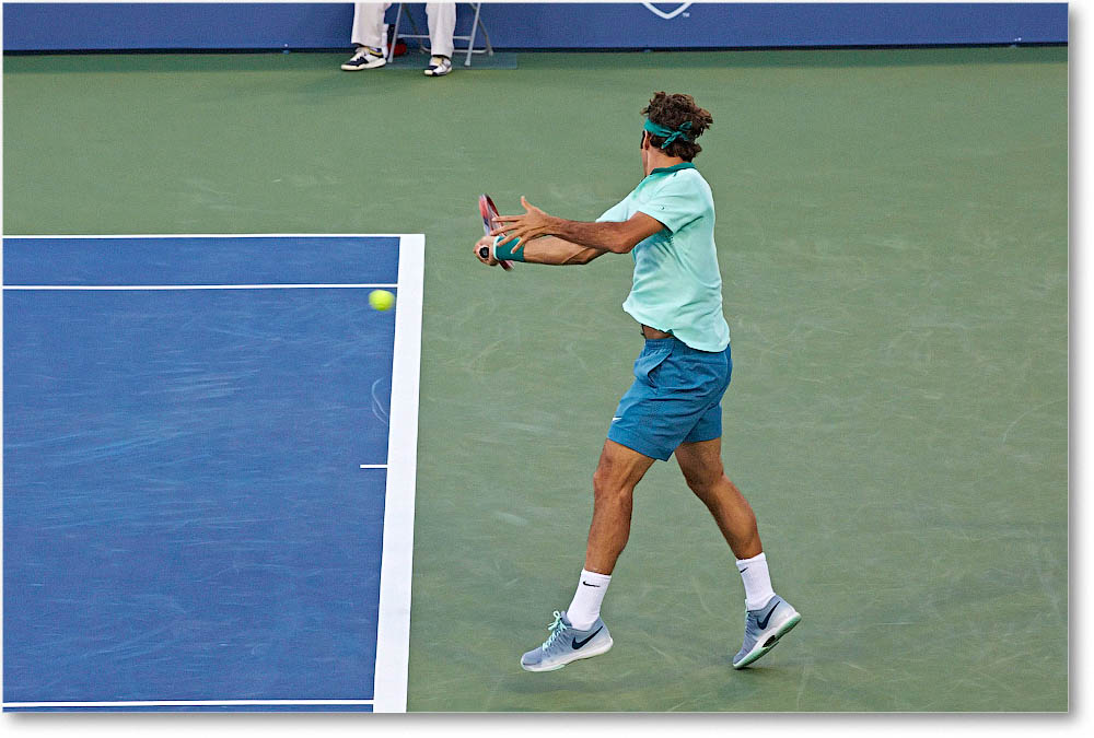 Federer_(d_Monfils_R16)_Cincy2014_2DXA4920 copy