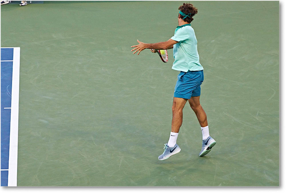 Federer_(d_Monfils_R16)_Cincy2014_2DXA4925 copy