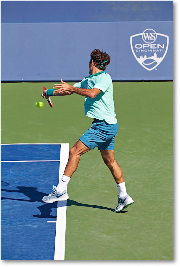 Federer_(d_Pospisil_R32)_Cincy2014_2DXA3375 copy