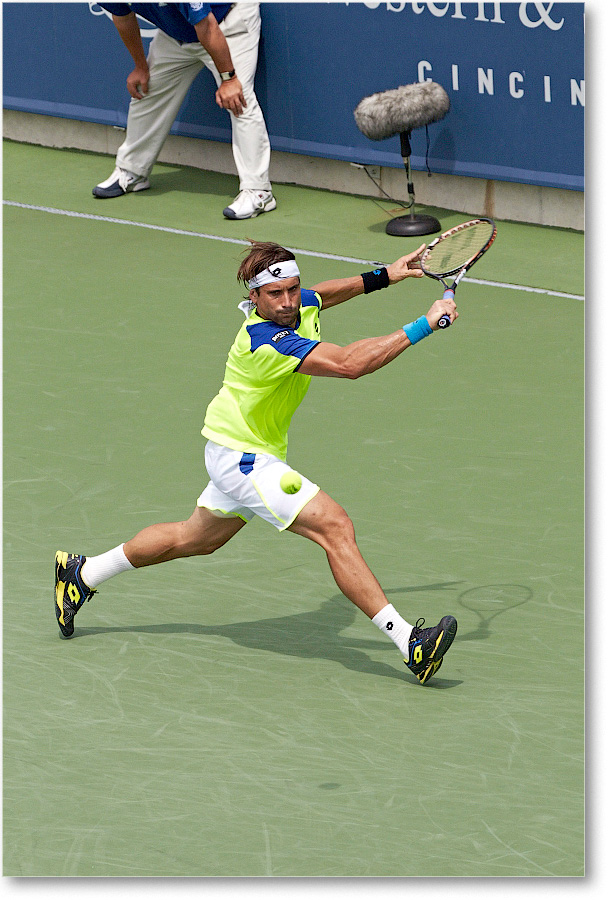 Ferrer (l Tursunov R16) Cincy2013_D4C5489 copy