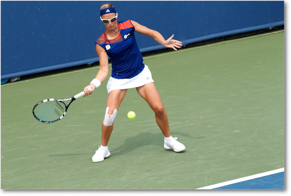Flipkens (l Vesnina R64) Cincy2013_D4C3113 copy