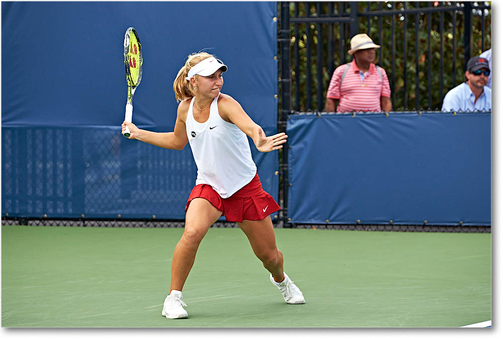 Gavrilova_(l_Knapp_R32)_Cincy2015_2DXA9302 copy
