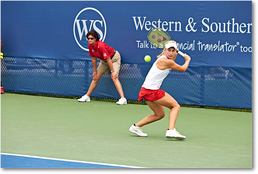 Gavrilova_(l_Knapp_R32)_Cincy2015_2DXA9601 copy