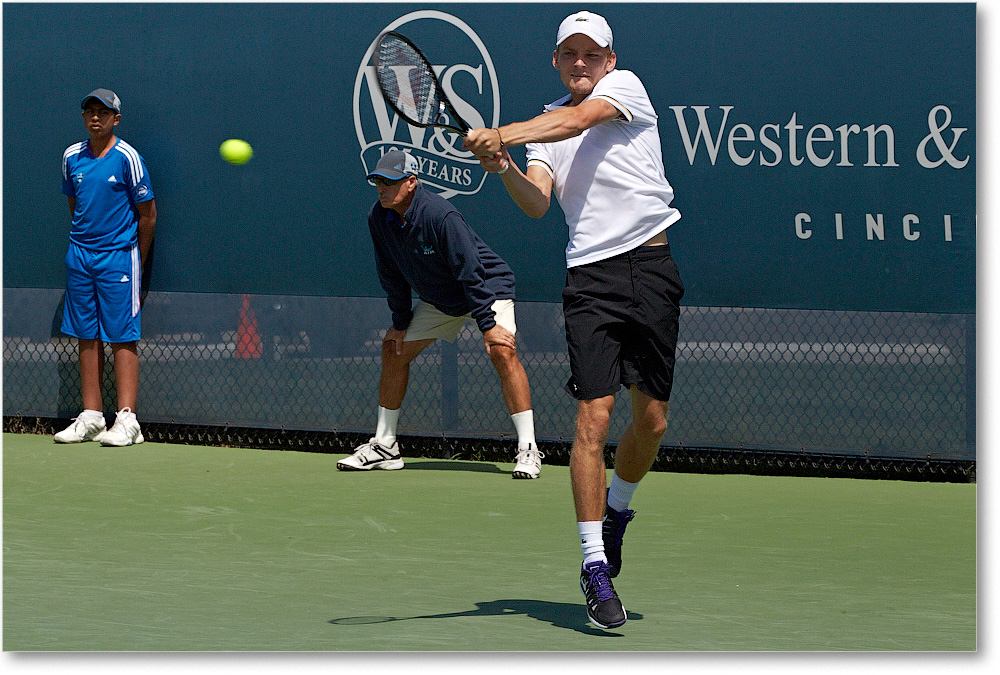 Goffin (d Pospisil R32) Cincy2013_D4C4327 copy