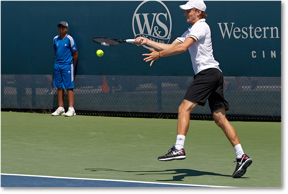 Goffin (d Pospisil R32) Cincy2013_D4C4333 copy