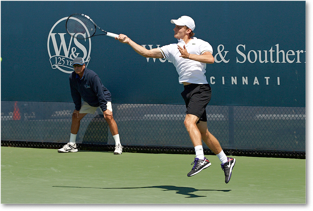 Goffin (d Pospisil R32) Cincy2013_D4C4339 copy