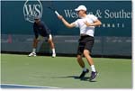 Goffin (d Pospisil R32) Cincy2013_D4C4346 copy