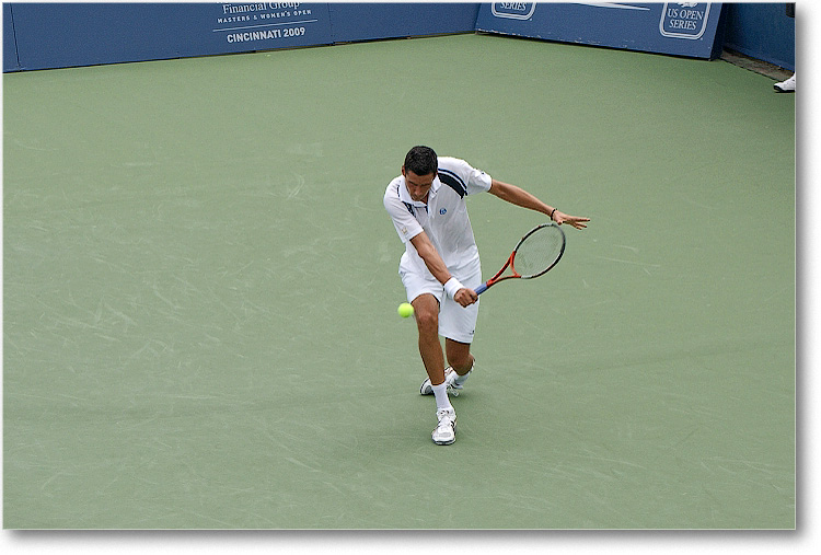 Hanescu (l Youzhny R64)_Cincy09_1D3A1683 copy