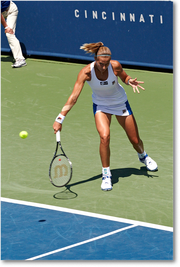 Hercog (l Errani R32) Cincy2013_D4C4575 copy