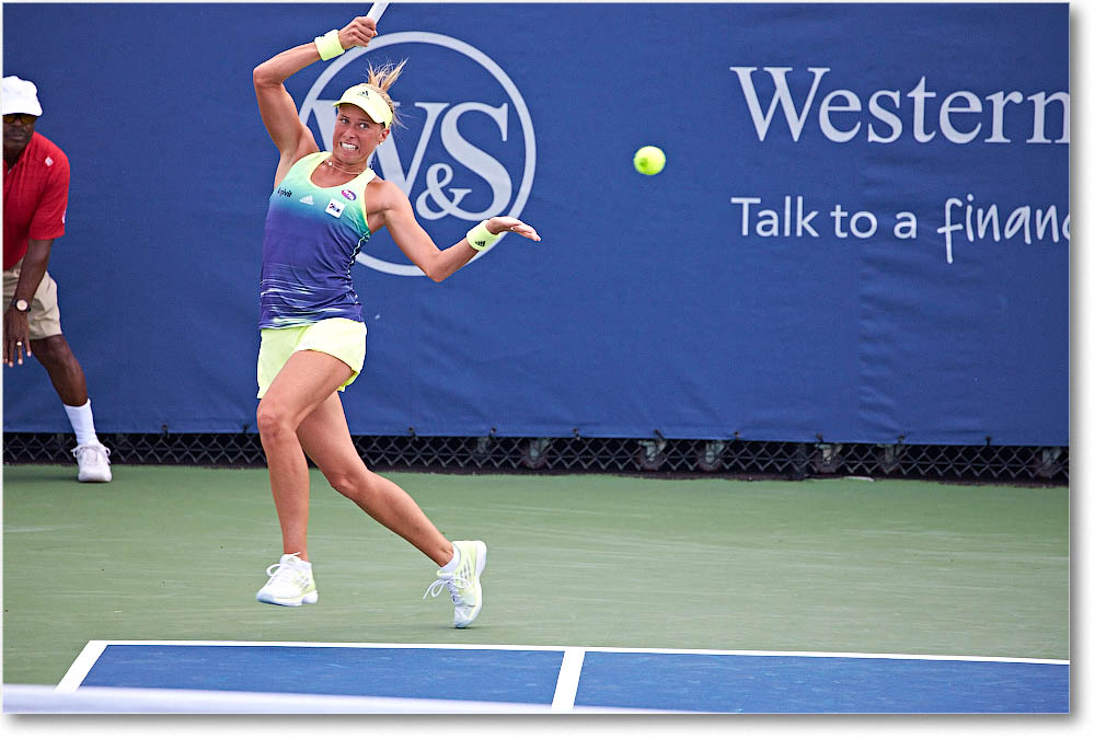 HlavackovaHradecka_(d_KeysRaymond_R32)_Cincy2015_2DXA8555 copy