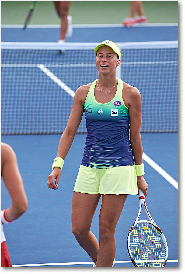 HlavackovaHradecka_(d_KeysRaymond_R32)_Cincy2015_2DXA8610 copy