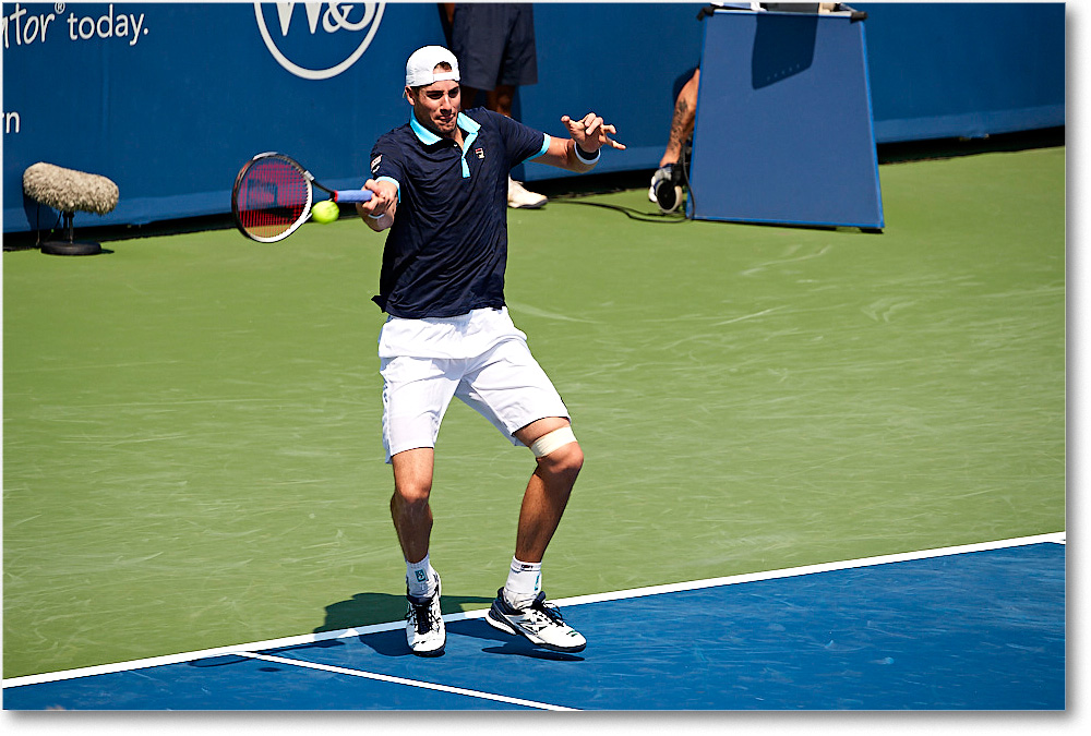 Isner_(l_Dimitrov_SF)_Cincy2017_4DXB4264 copy