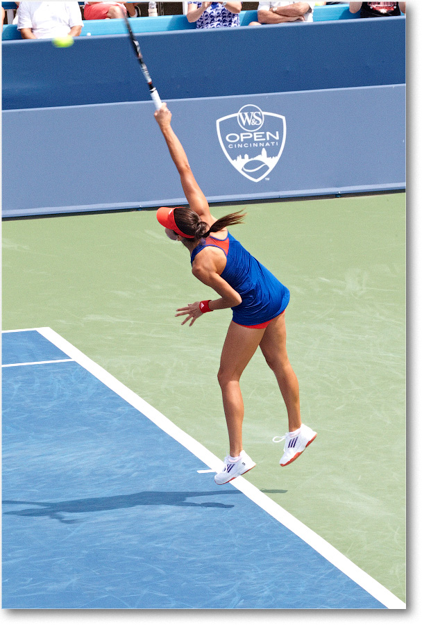 Ivanovic (l Cornet R64) Cincy2013_D4C2783 copy