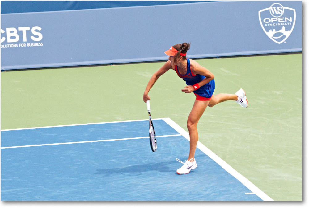 Ivanovic (l Cornet R64) Cincy2013_D4C3020 copy