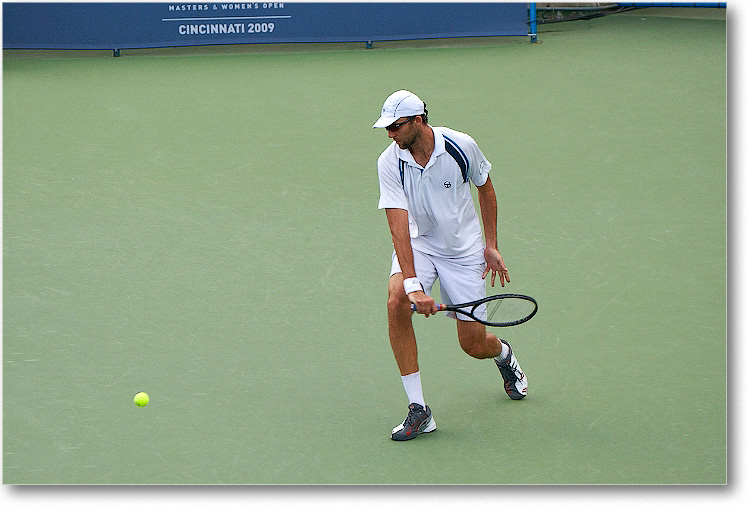 Karlovic (d Monfils R64)_Cincy09_1D3A0848 copy