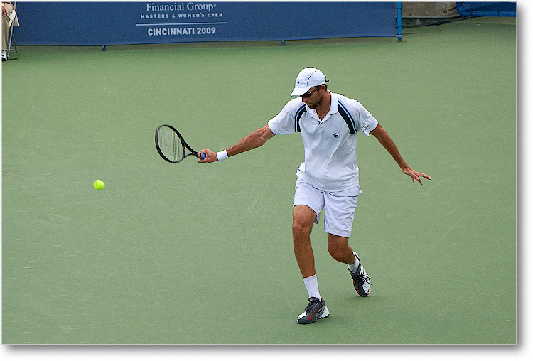 Karlovic (d Monfils R64)_Cincy09_1D3A0849 copy