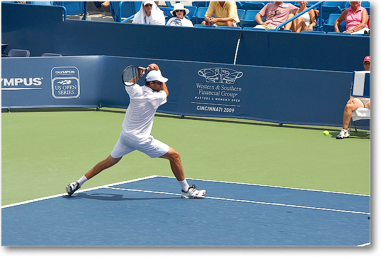 Karlovic (d Monfils R64)_Cincy09_1D3A0990 copy