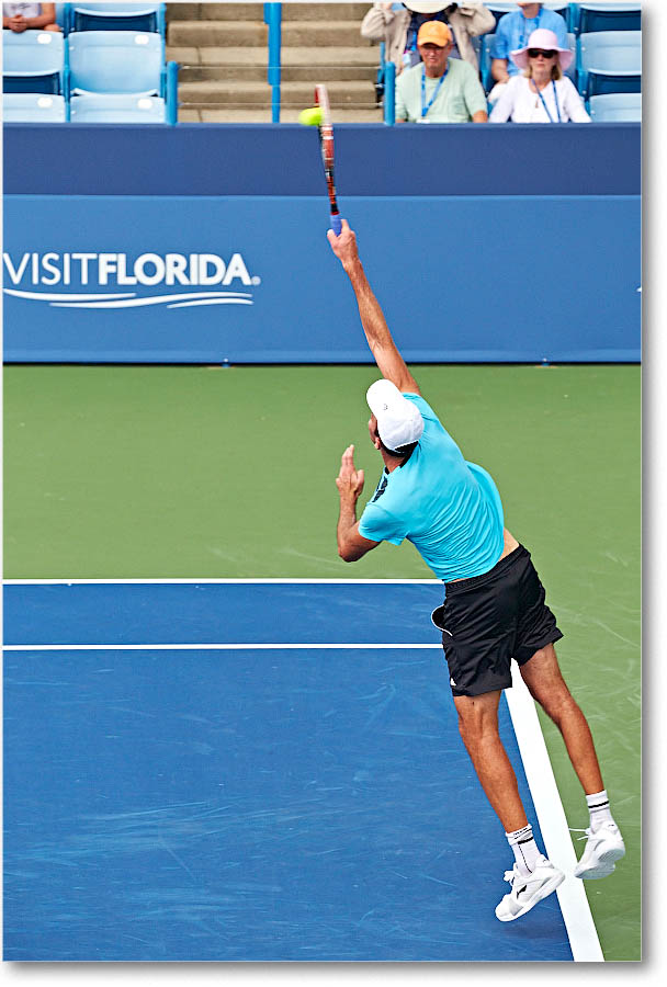 Karlovic_(d_Simon_R64)_Cincy2015_2DXA7536 copy