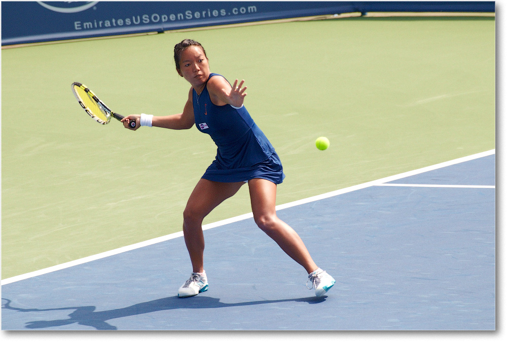 King (l Azarenka R32) Cincy2013_D4C2095 copy