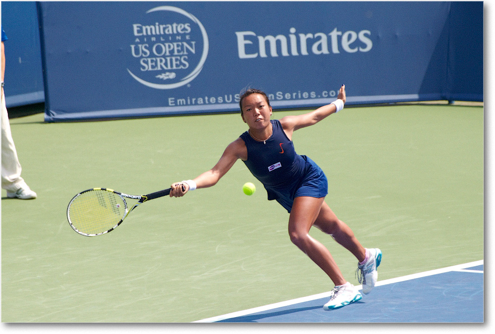 King (l Azarenka R32) Cincy2013_D4C2262 copy