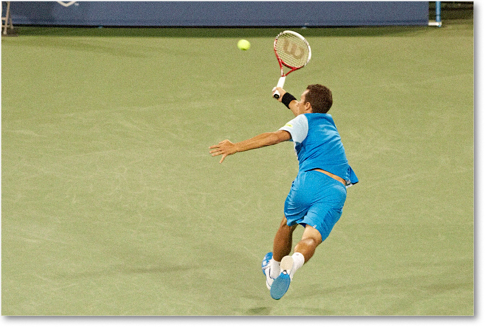 Kohlschreiber (l Federer R32) Cincy2013_D4C4059 copy