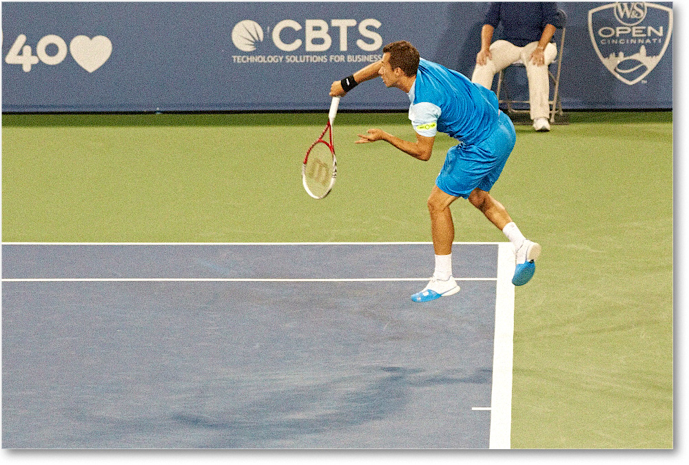 Kohlschreiber (l Federer R32) Cincy2013_D4C4100 copy