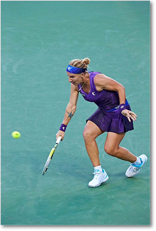 Kuznetsova_(d_Bouchard_R32)_Cincy2014_2DXA3607 copy