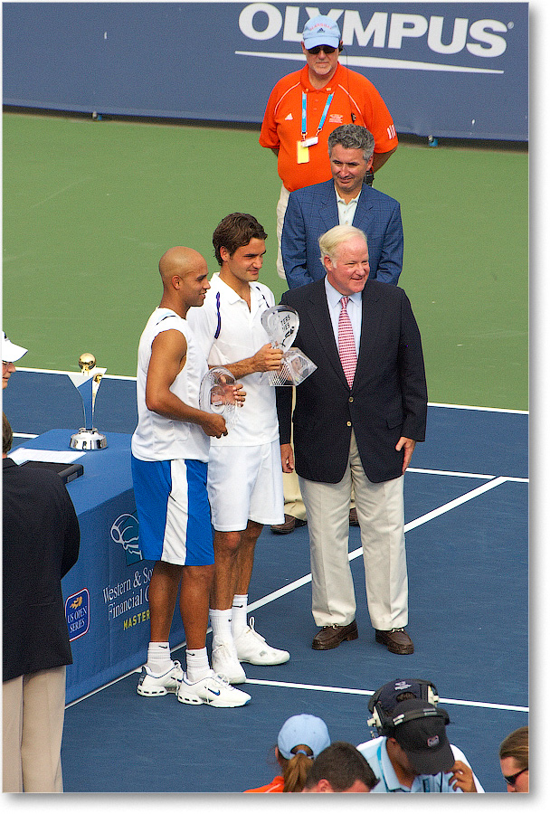 Federer-Blake_Final_Cincy2007__Y2F4617 copy