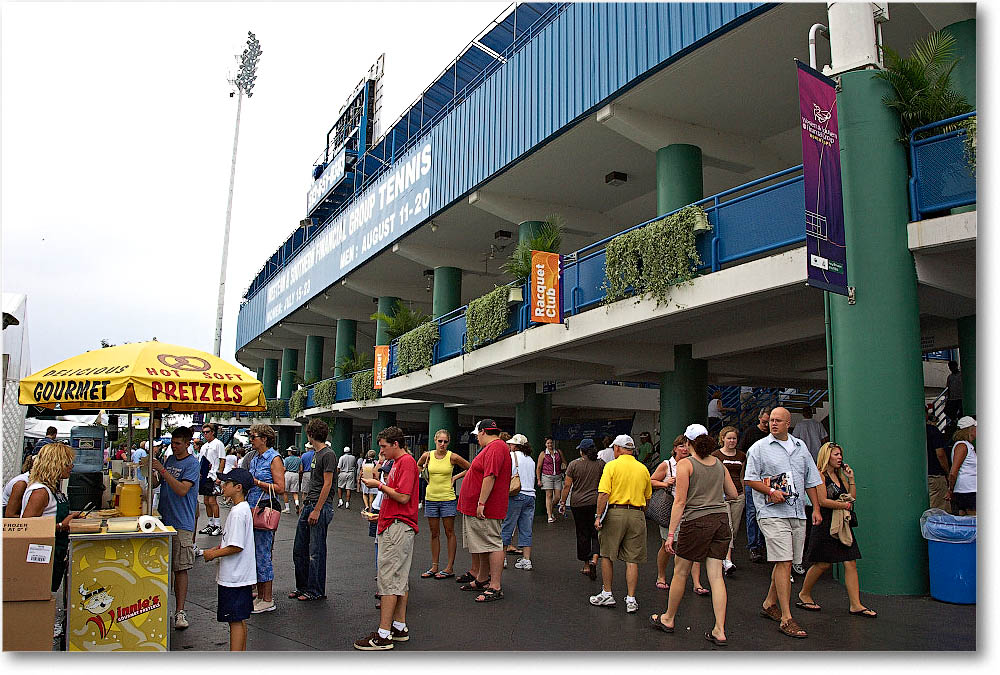 CincyCrowd_2006_Y2F9146 copy