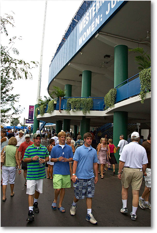 CincyCrowd_2006_Y2F9149 copy