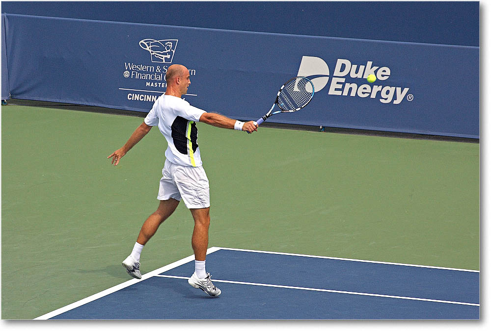 Ljubicic_(l_Robredo_QF)_Cincy2006_Y2F9457 copy