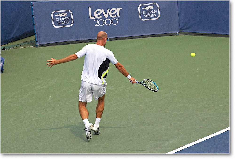 Ljubicic_(l_Robredo_QF)_Cincy2006_Y2F9479 copy