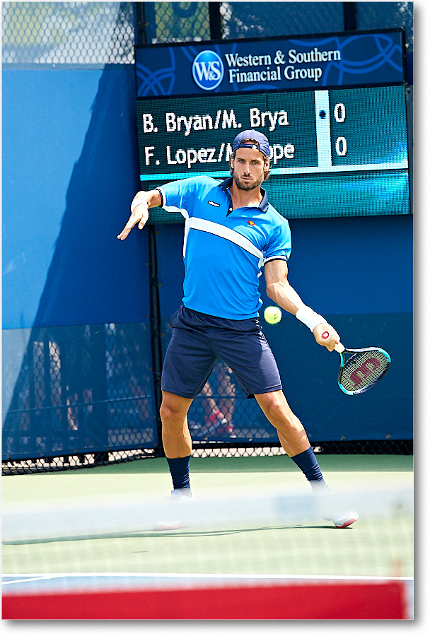 LopezLopez_(l_BryanBryan_R16)_Cincy2017_4DXB2191 copy