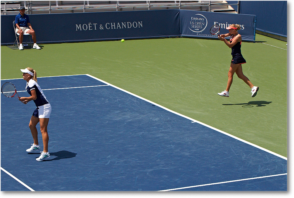Makarova-Vesnina (l Hsieh-Peng SF) Cincy2013_D4C6526 copy