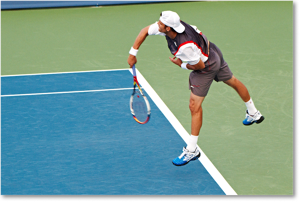 Mathieu (l Wawrinka R64) Cincy2012_D4B4067 copy