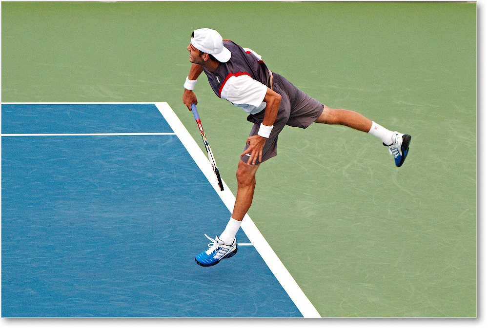 Mathieu (l Wawrinka R64) Cincy2012_D4B4069 copy