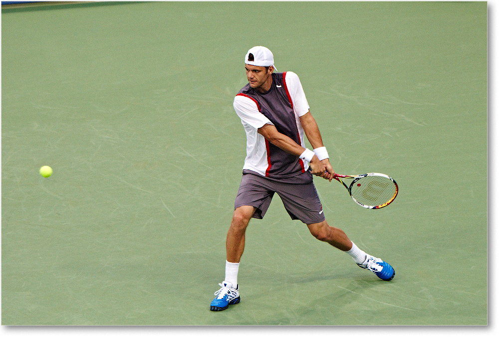 Mathieu (l Wawrinka R64) Cincy2012_D4B4120 copy