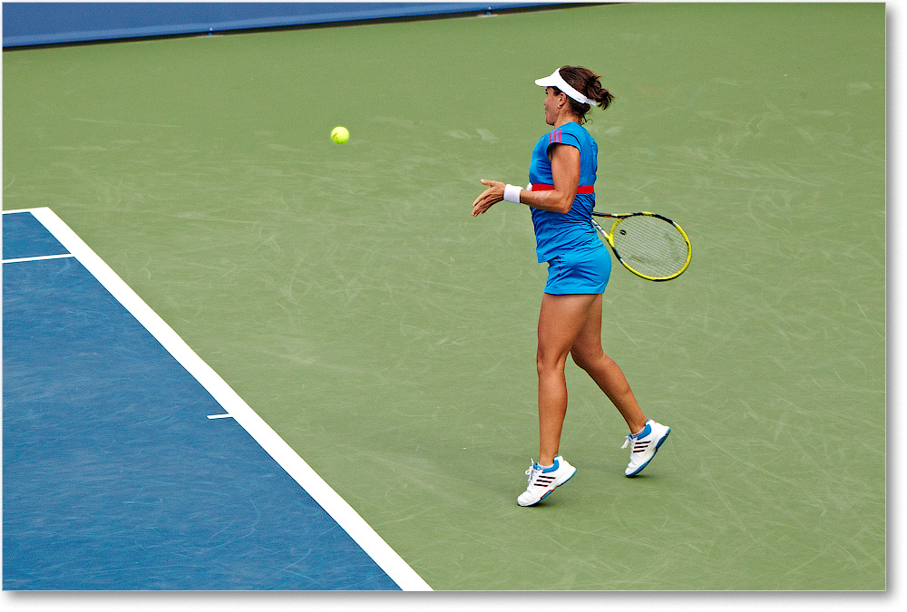 Medina-Garrigues (l Stosur R32) Cincy2012_D4B5641 copy