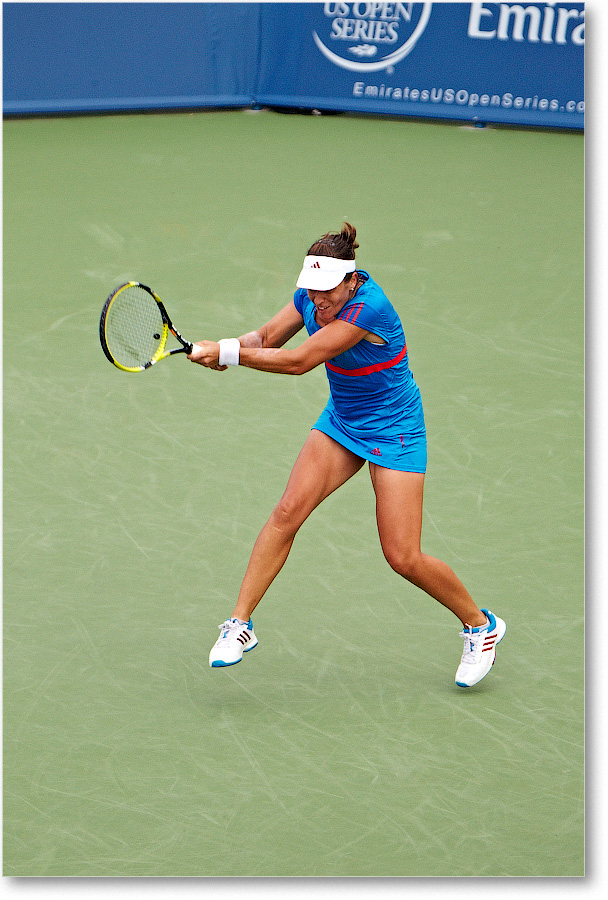 Medina-Garrigues (l Stosur R32) Cincy2012_D4B5673 copy