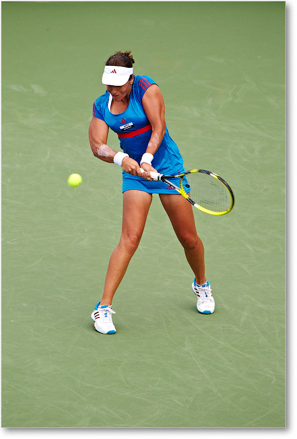 Medina-Garrigues (l Stosur R32) Cincy2012_D4B5691 copy