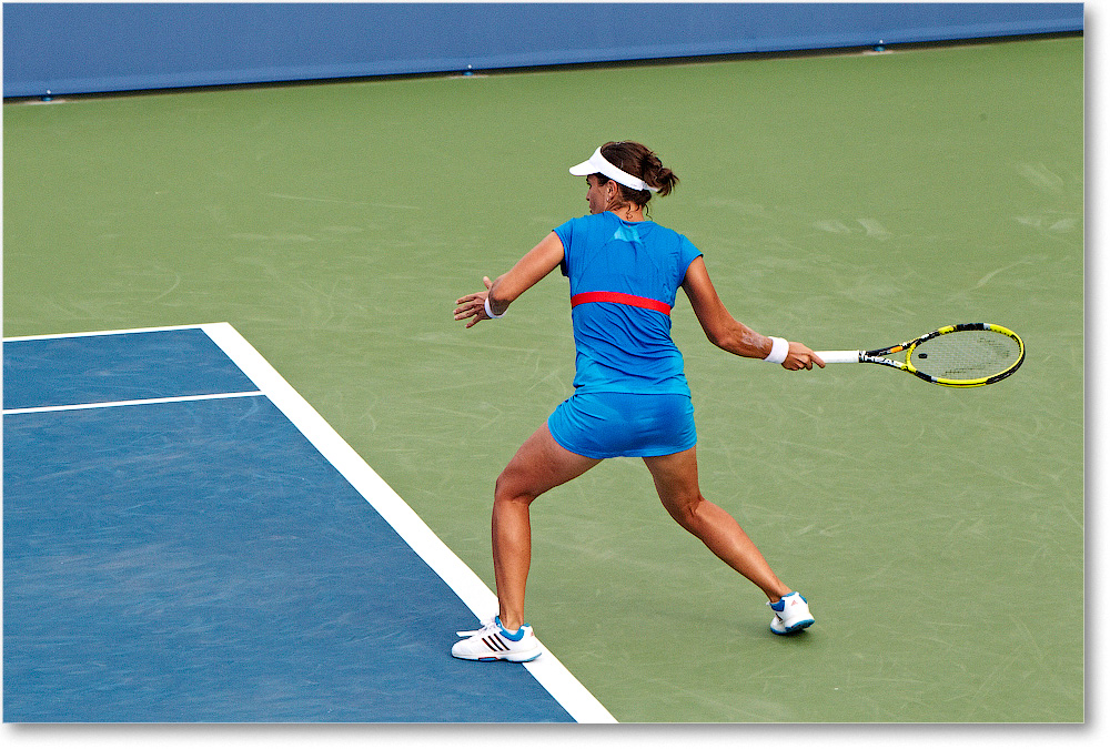 Medina-Garrigues (l Stosur R32) Cincy2012_D4B5772 copy