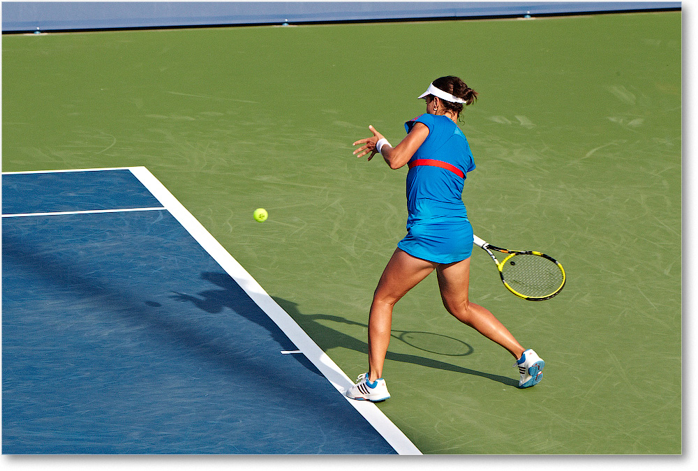 Medina-Garrigues (l Stosur R32) Cincy2012_D4B5877 copy