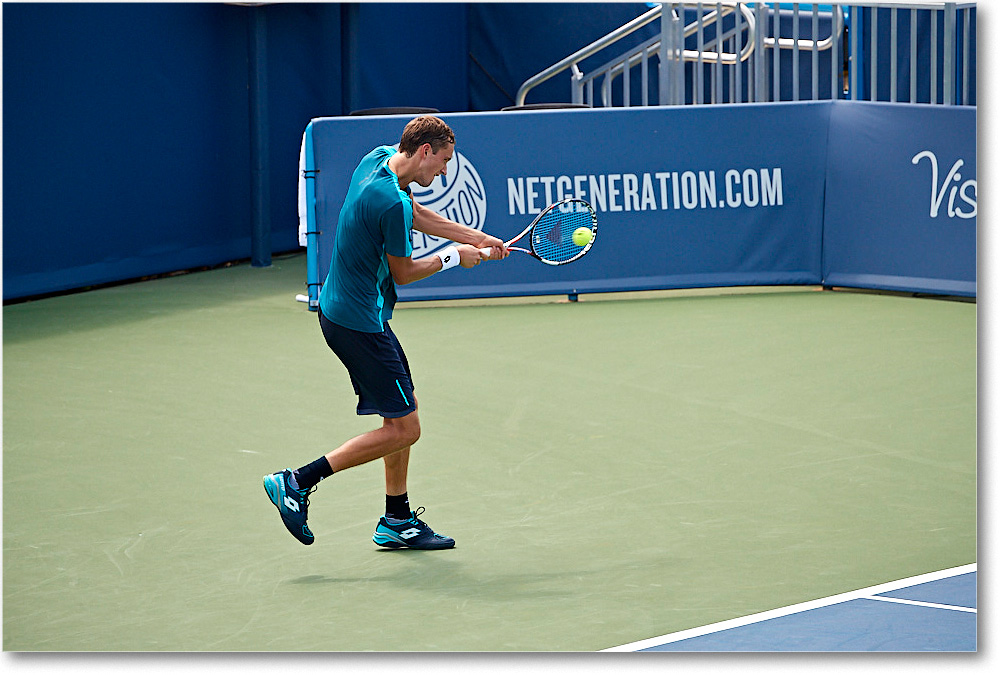 Medvedev_(l_Fognin_R64)_Cincy2017_4DXA9268 copy