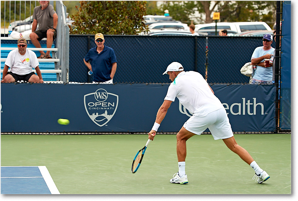 Muller_(l_Ramos-Vinolas_R32)_Cincy2017_4DXB2690 copy