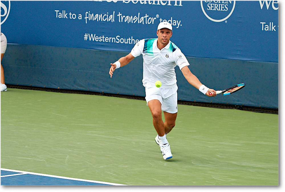 Muller_(l_Ramos-Vinolas_R32)_Cincy2017_4DXB2832 copy